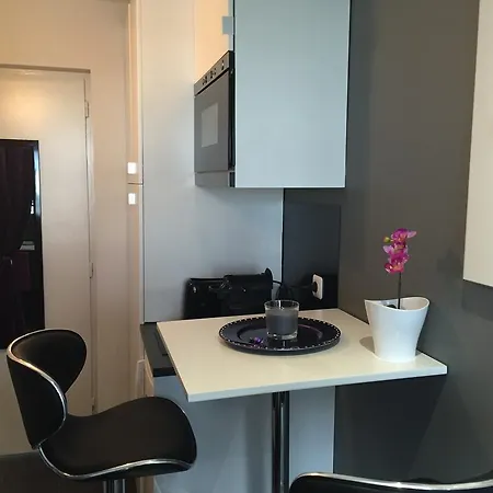 Apartment Glamour Naturiste *